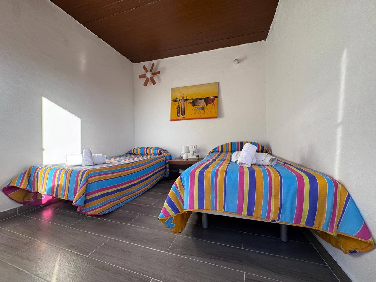 Chalet de 9 habitaciones en Ojen en venta - 470.000 € (Ref: 9344996)