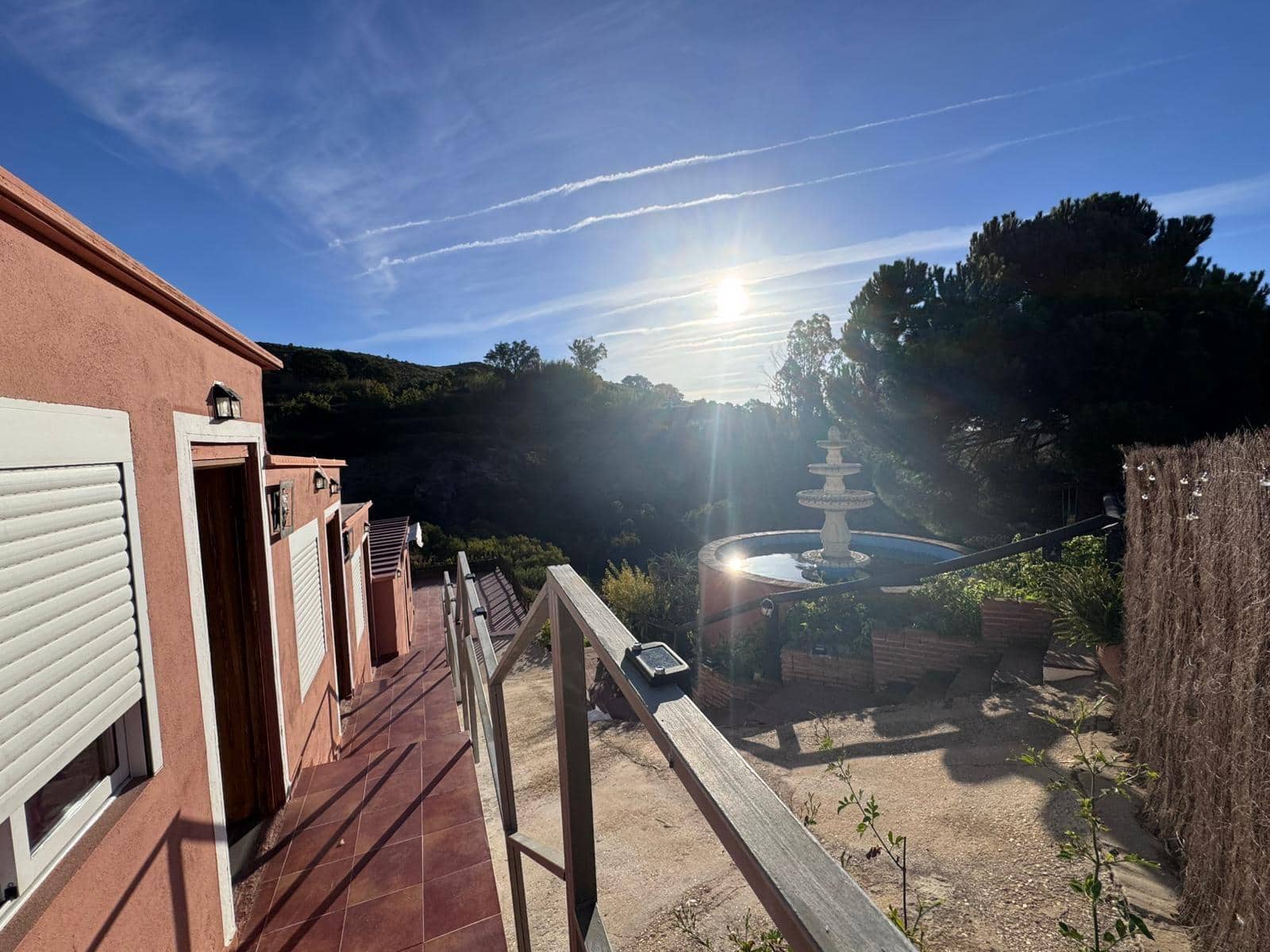 Chalet de 9 habitaciones en Ojen en venta - 470.000 € (Ref: 9344996)