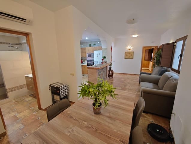 5 makuuhuone Rivitalo myytävänä paikassa Guaro - 285 000 € (Ref: 9347651)