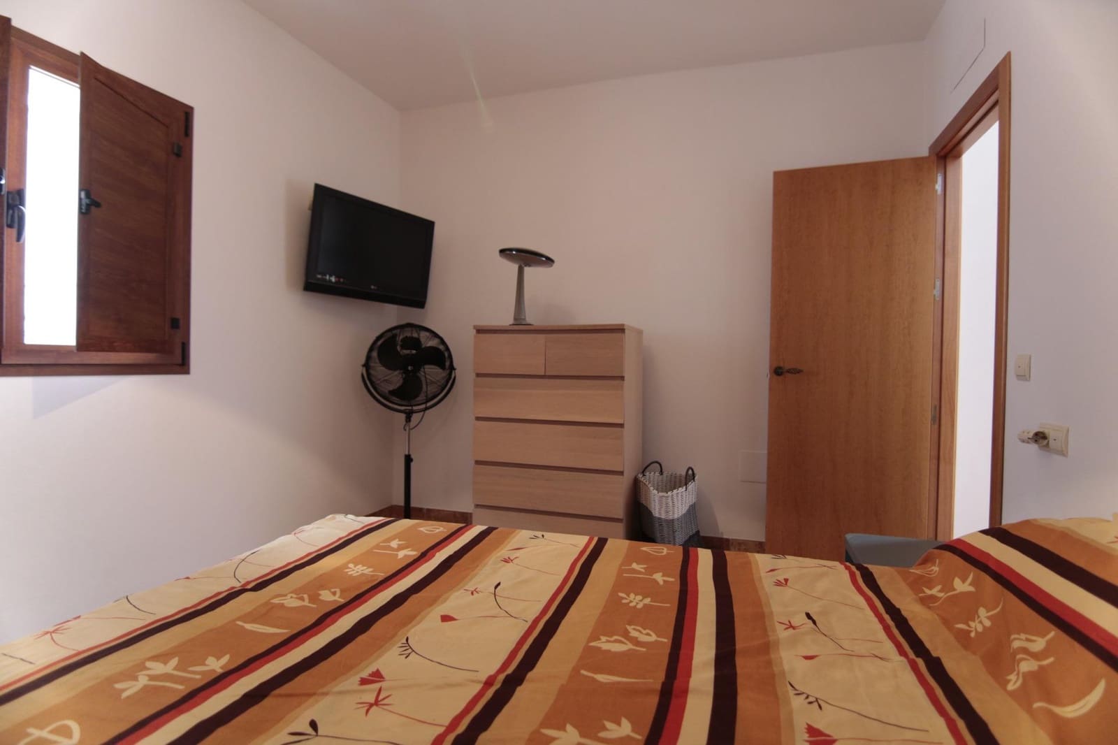 5 chambre Villa/Maison Mitoyenne à vendre à Guaro - 285 000 € (Ref: 9347651)