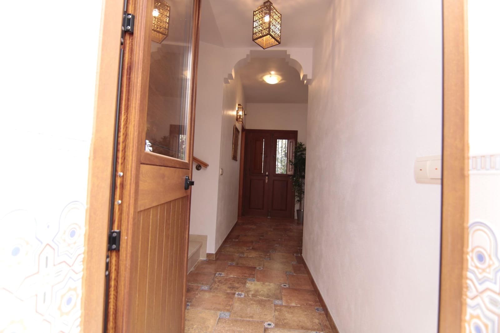 5 bedroom Terraced Villa for sale in Guaro - € 285,000 (Ref: 9347651)
