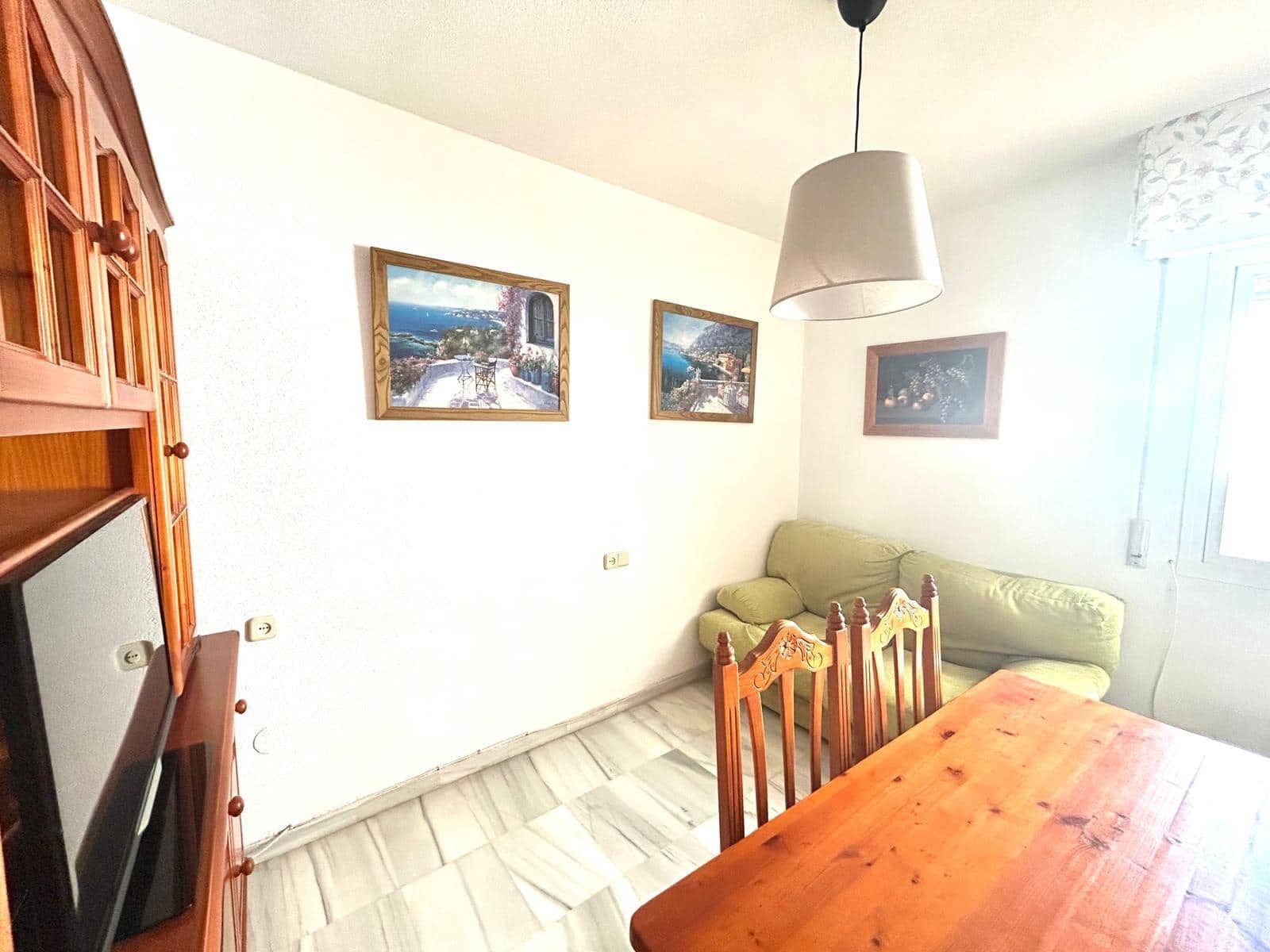 4 sovrum Takvåning att hyra i Malaga stad med garage - 1 750 € (Ref: 9347653)