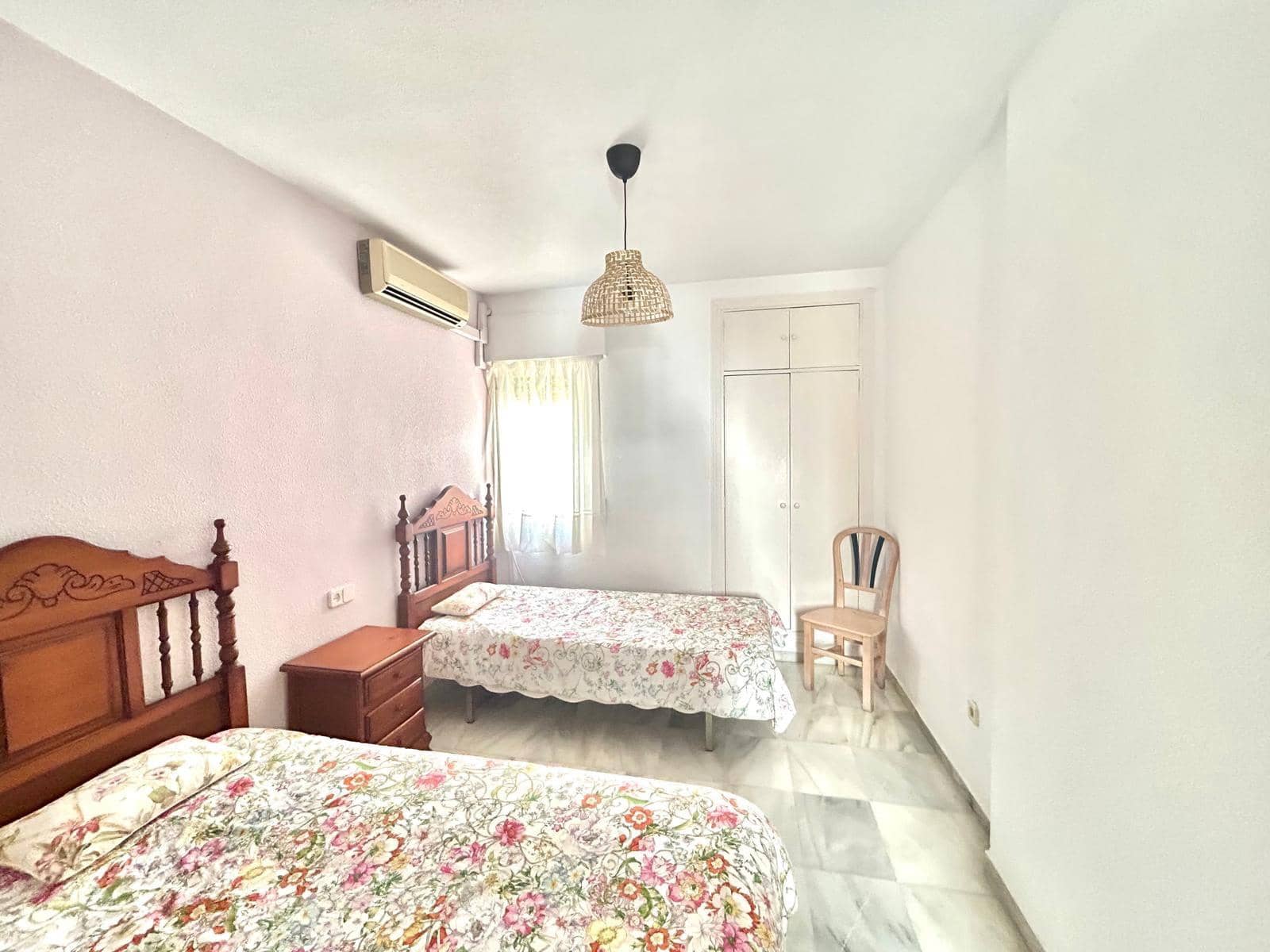 4 sovrum Takvåning att hyra i Malaga stad med garage - 1 750 € (Ref: 9347653)