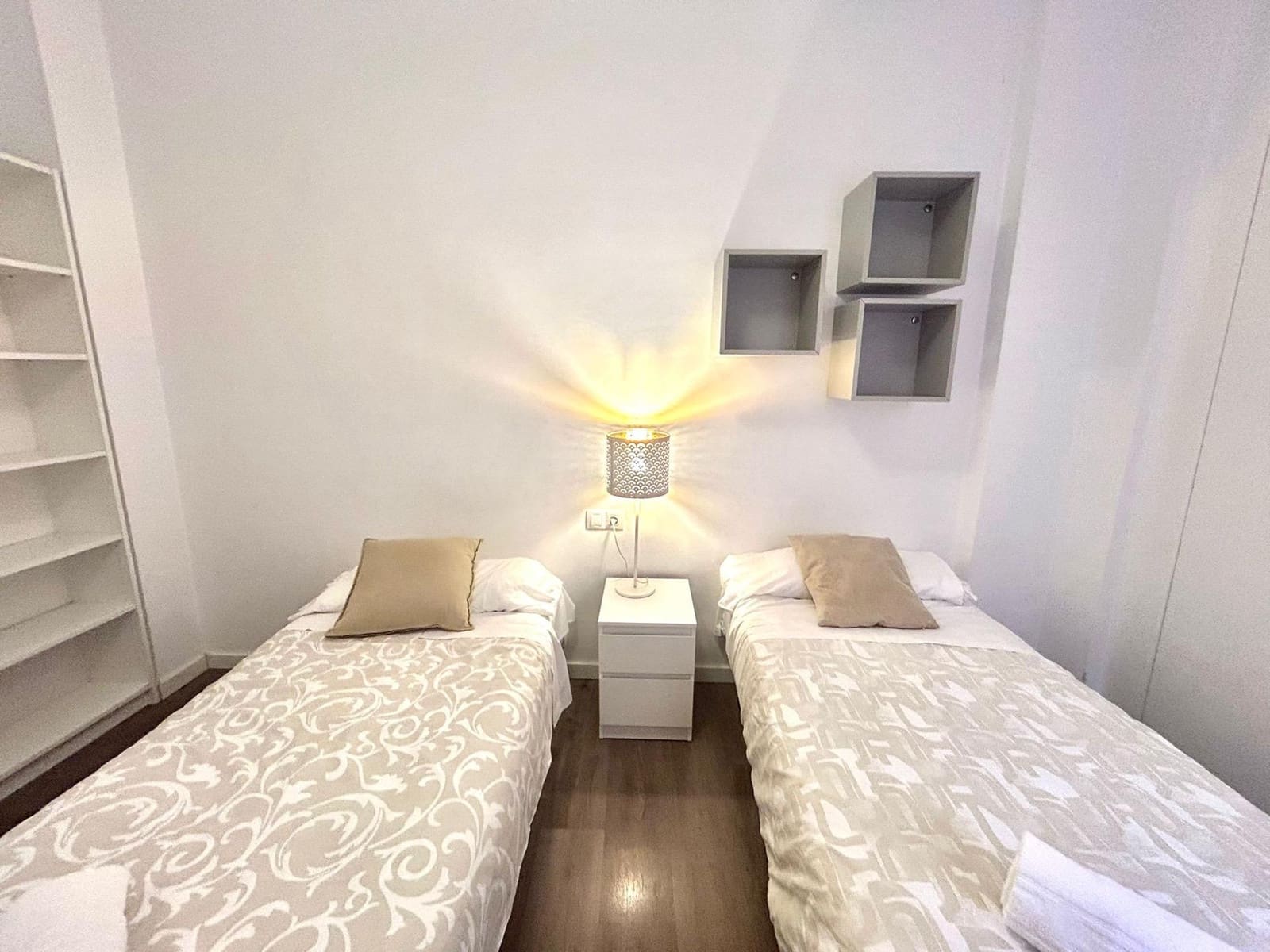 2 slaapkamer Flat te koop in Malaga stad - € 255.000 (Ref: 9347654)