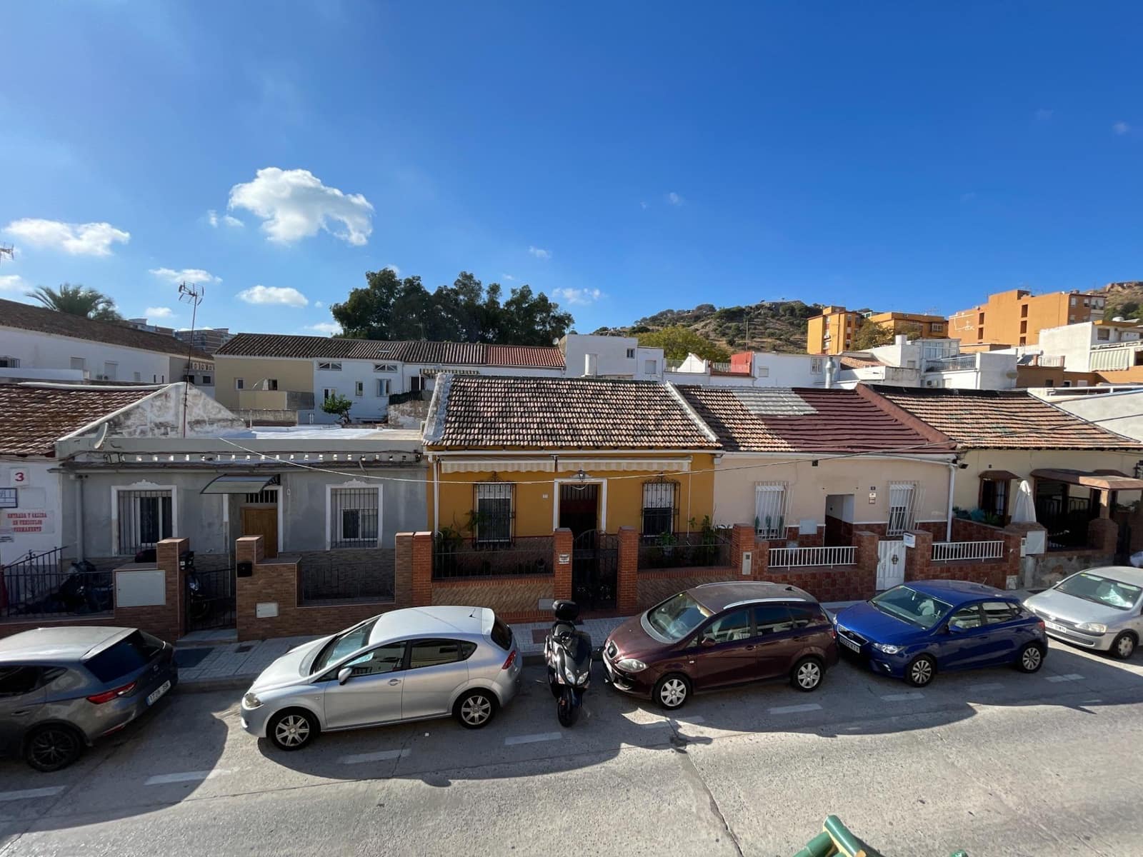 6 bedroom Townhouse for sale in Malaga city with garage - € 690,000 (Ref: 9347662)