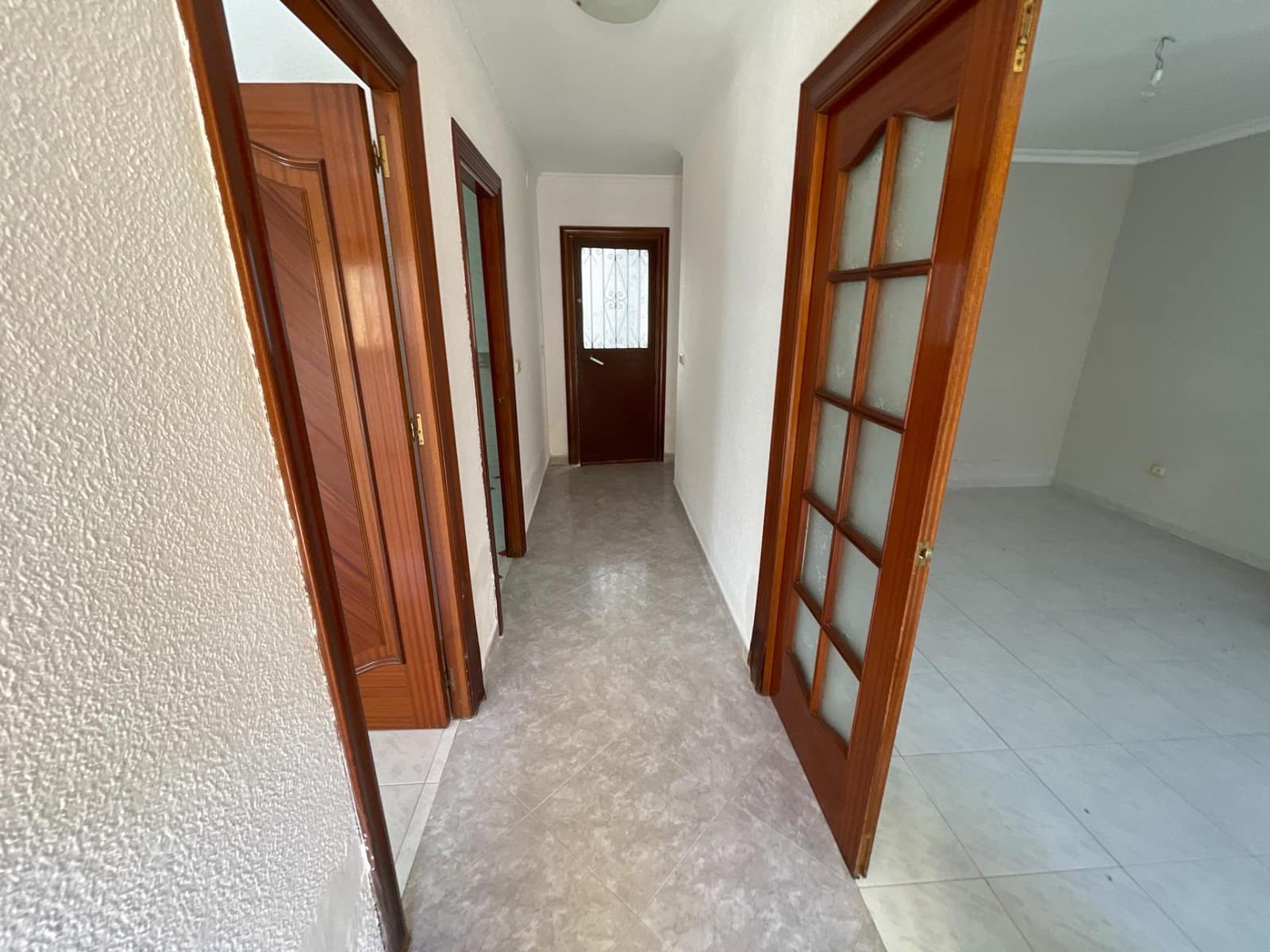 6 bedroom Townhouse for sale in Malaga city with garage - € 690,000 (Ref: 9347662)