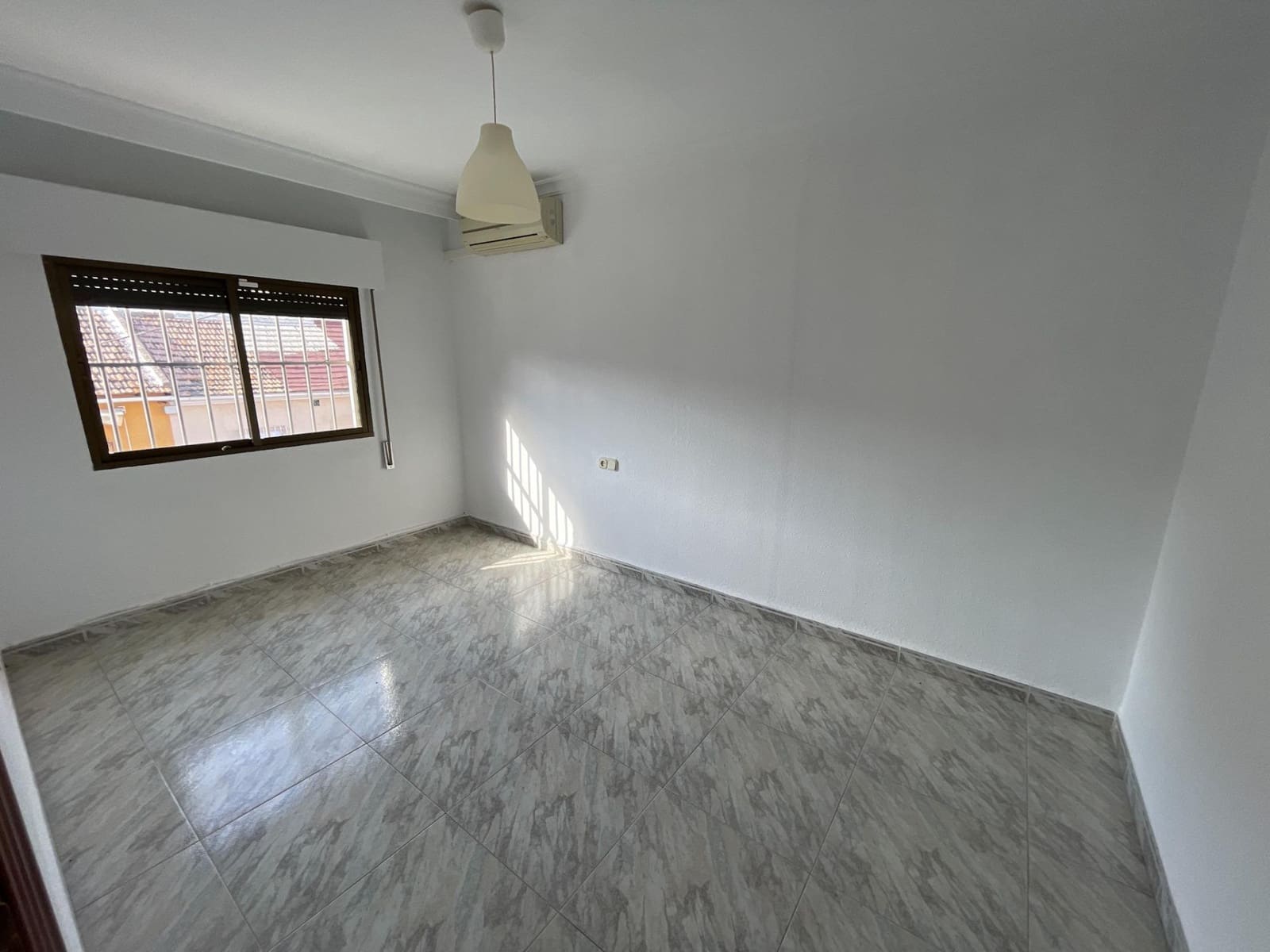 Casa de 6 habitaciones en Málaga ciudad en venta con garaje - 690.000 € (Ref: 9347662)