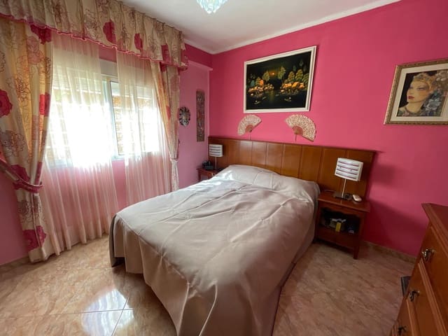 3 Zimmer Wohnung zu verkaufen in Málaga Stadt - 300.000 € (Ref: 9353522)
