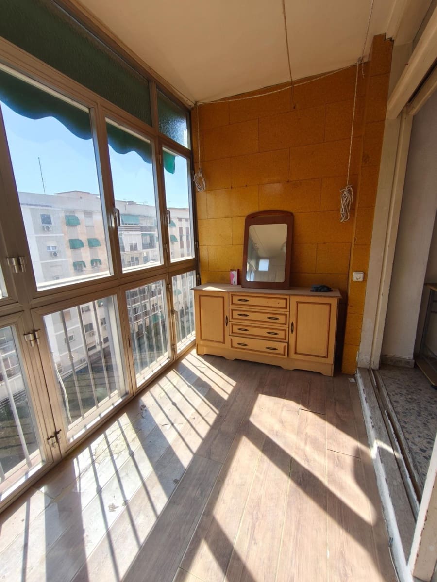 3 soveværelse Lejlighed til salg i Malaga by - € 380.000 (Ref: 9362549)
