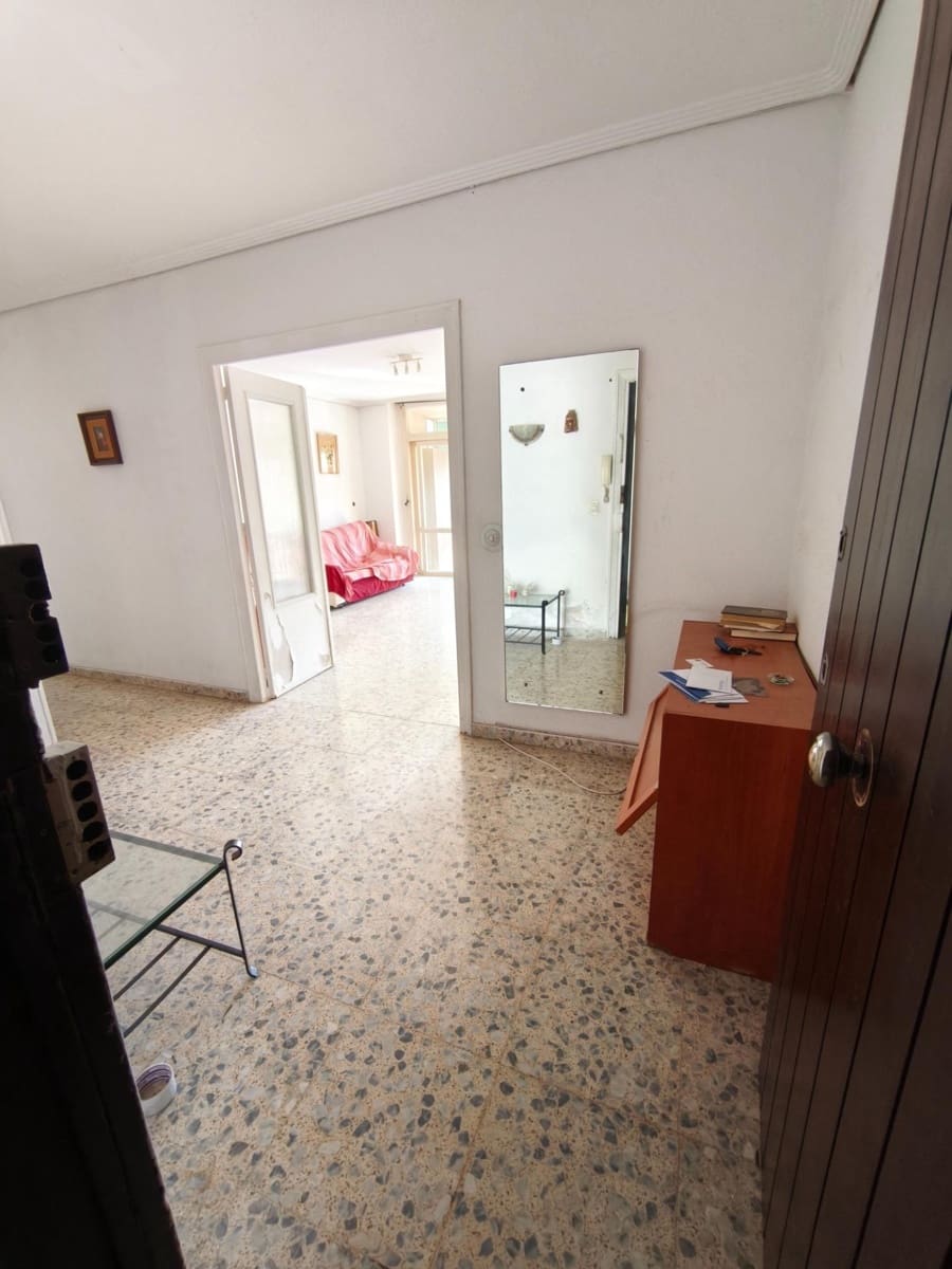 3 soveværelse Lejlighed til salg i Malaga by - € 380.000 (Ref: 9362549)