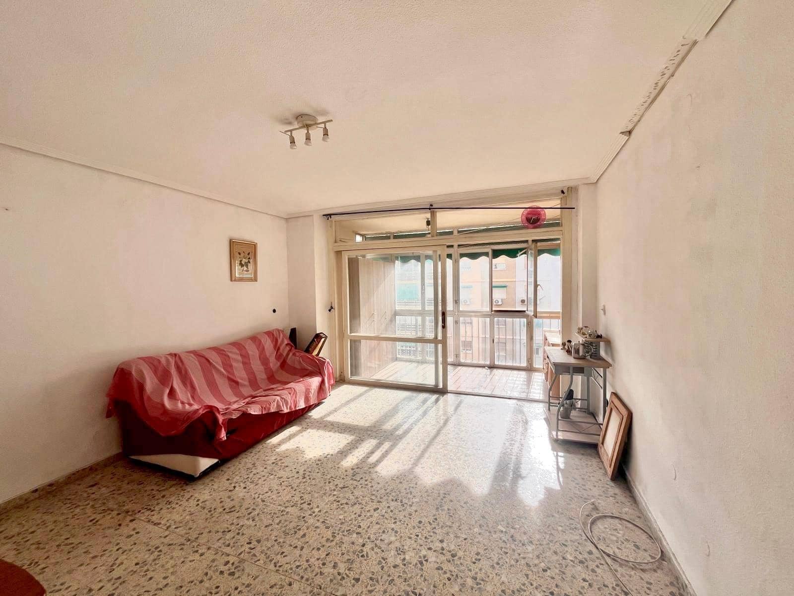 3 soveværelse Lejlighed til salg i Malaga by - € 380.000 (Ref: 9362549)