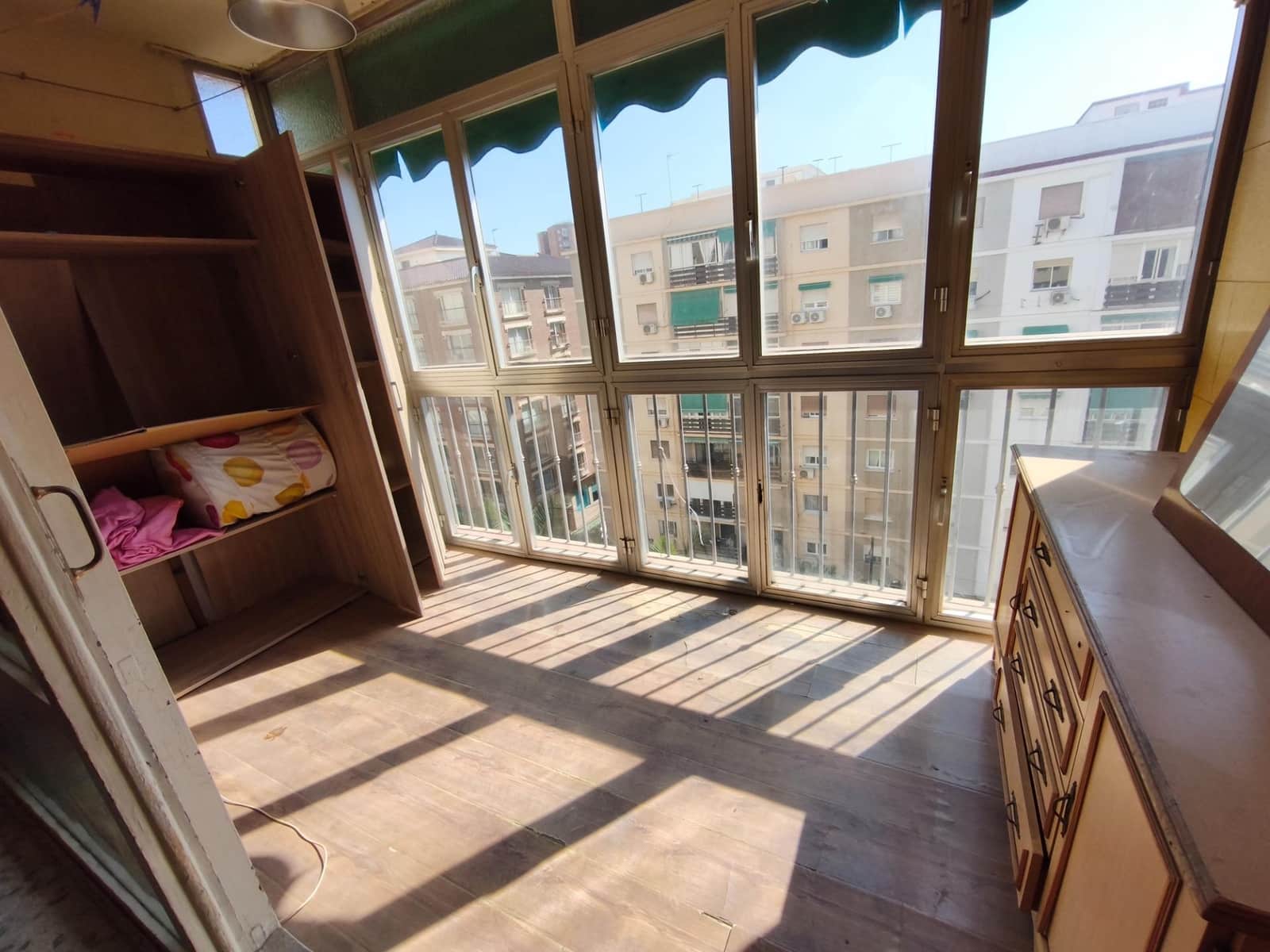 3 soveværelse Lejlighed til salg i Malaga by - € 380.000 (Ref: 9362549)