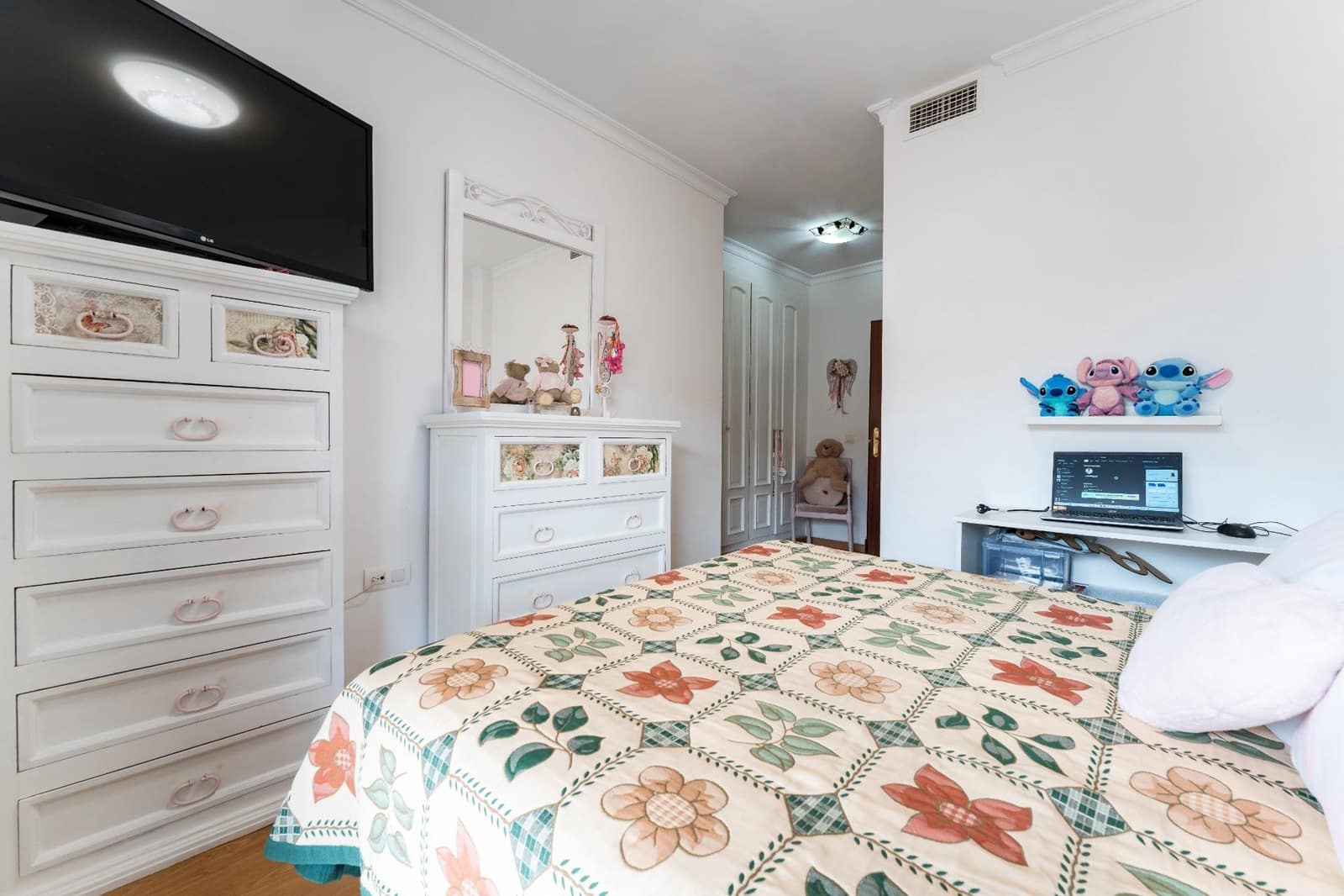 3 soverom Leilighet til salgs i Malaga by med svømmebasseng garasje - € 600 000 (Ref: 9374704)