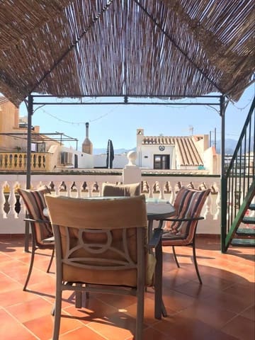 3 soverom Penthouse til salgs i Centro, Nerja - € 1 500 000 (Ref: 9375249)