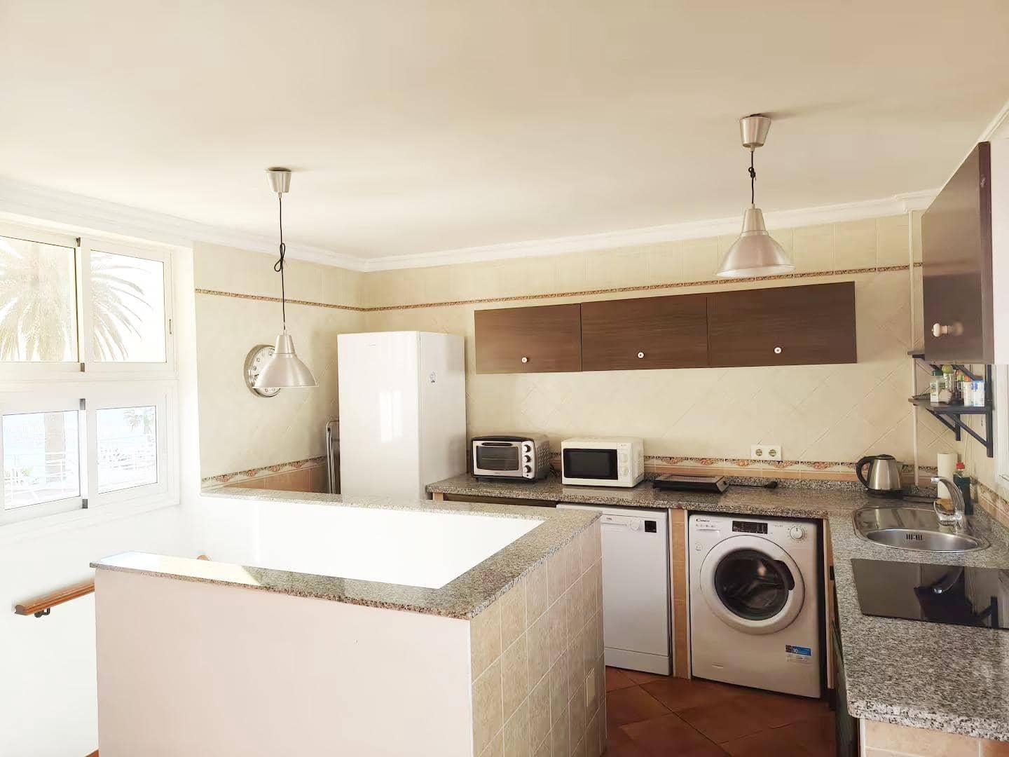 3 slaapkamer Penthouse te koop in Nerja - € 1.500.000 (Ref: 9375249)