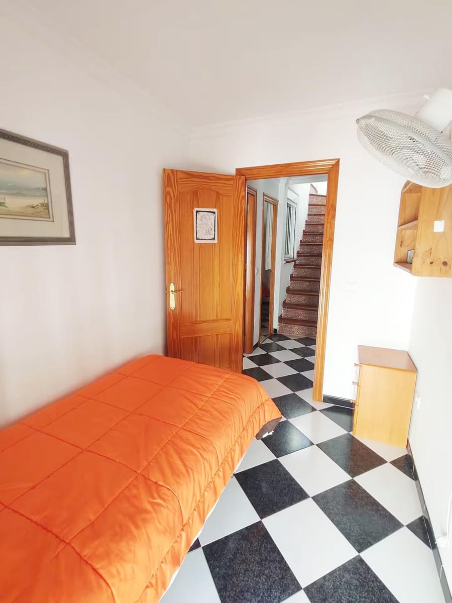 3 sovrum Takvåning till salu i Nerja - 1 500 000 € (Ref: 9375249)