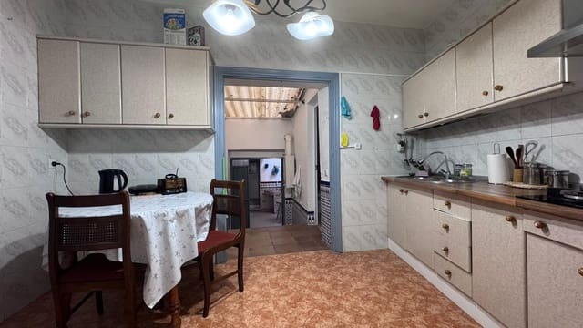 7 makuuhuone Rivitalo myytävänä paikassa Colmenar - 189 000 € (Ref: 9398693)