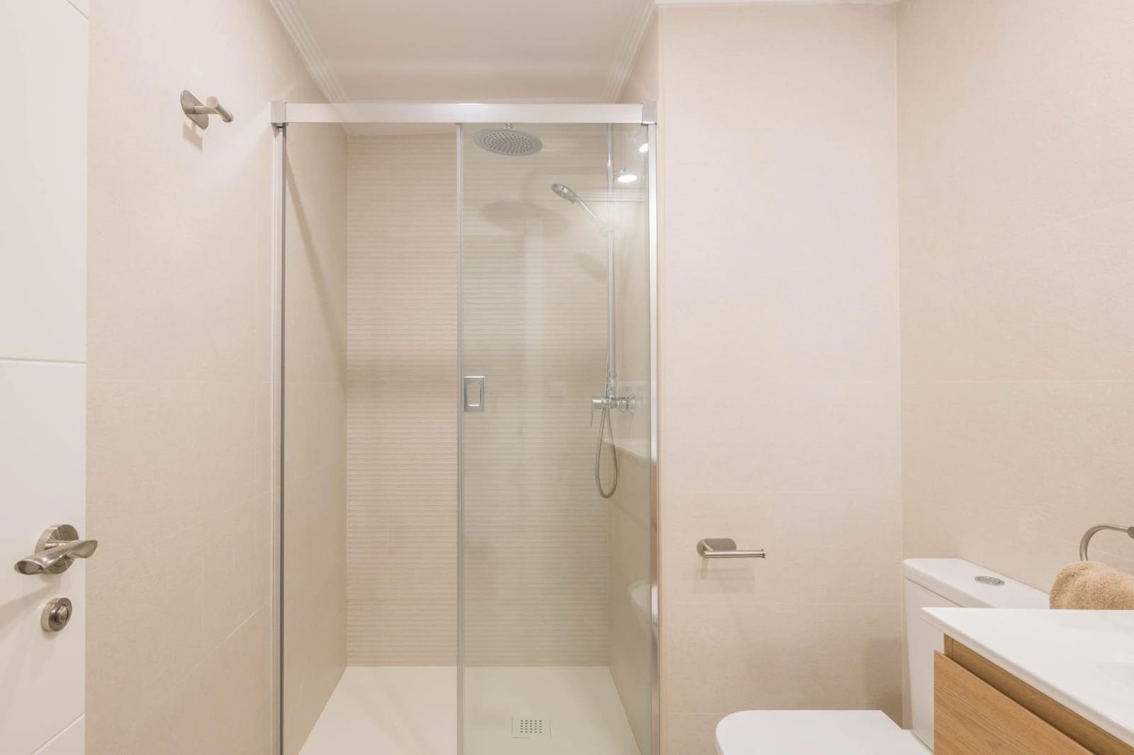 2 bedroom Flat for rent in Malaga city - € 1,250 (Ref: 9403573)