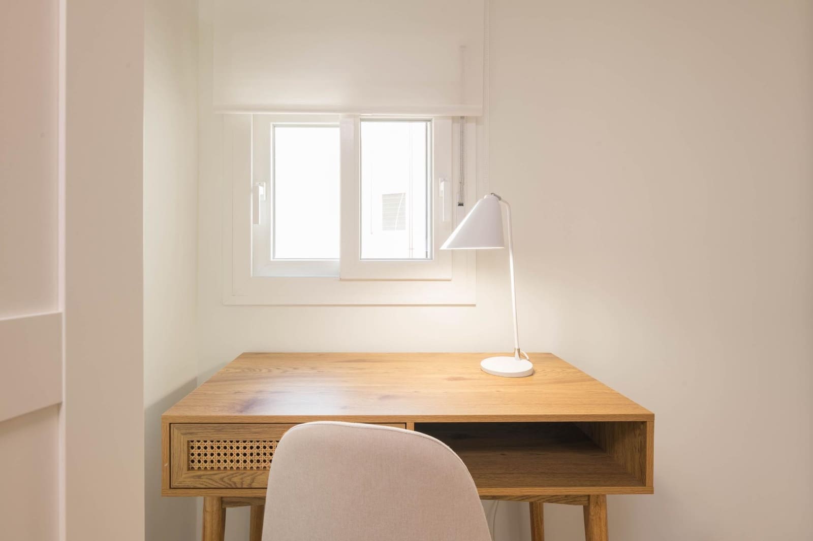 2 bedroom Flat for rent in Malaga city - € 1,250 (Ref: 9403573)