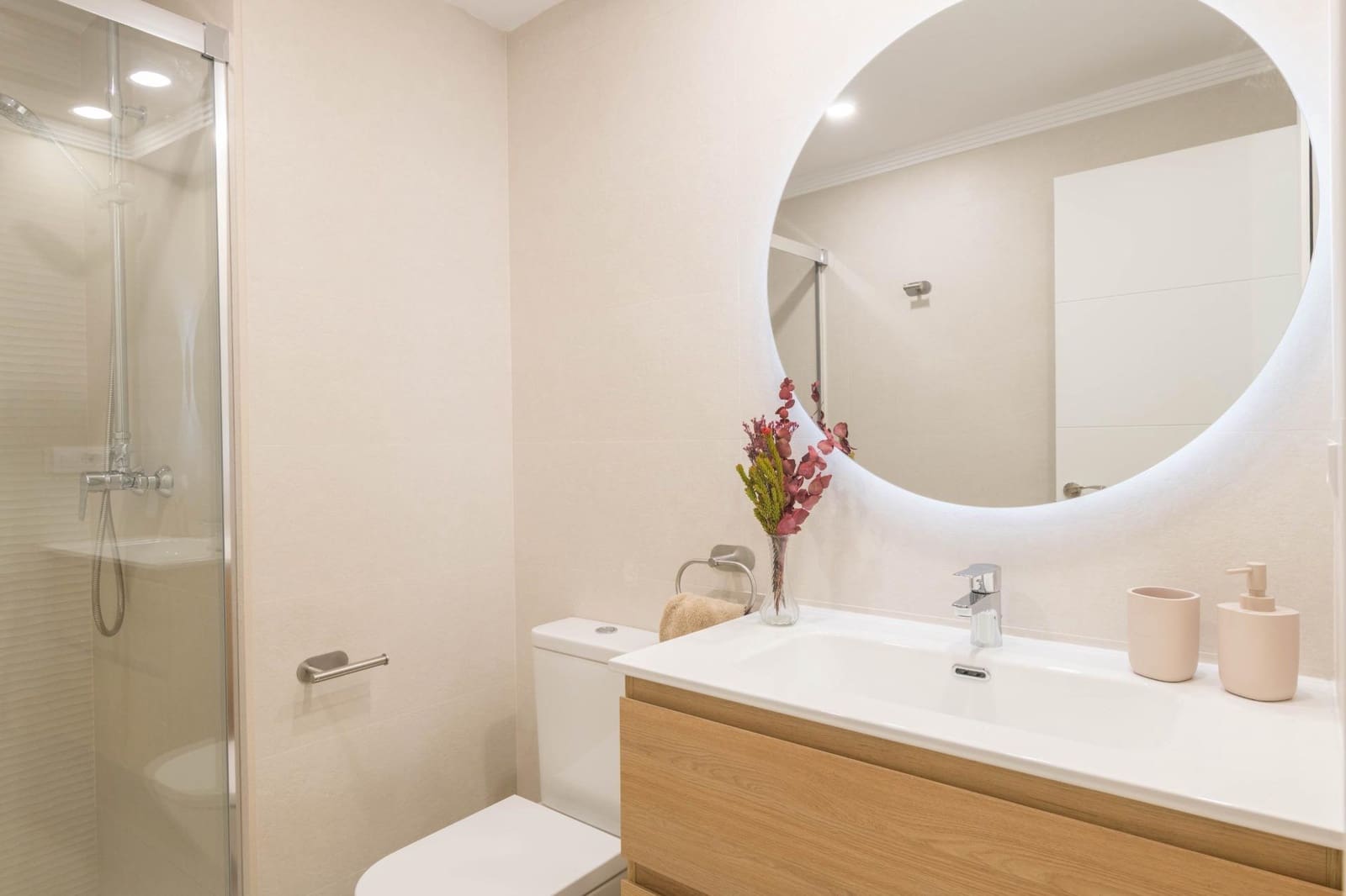 2 bedroom Flat for rent in Malaga city - € 1,250 (Ref: 9403573)