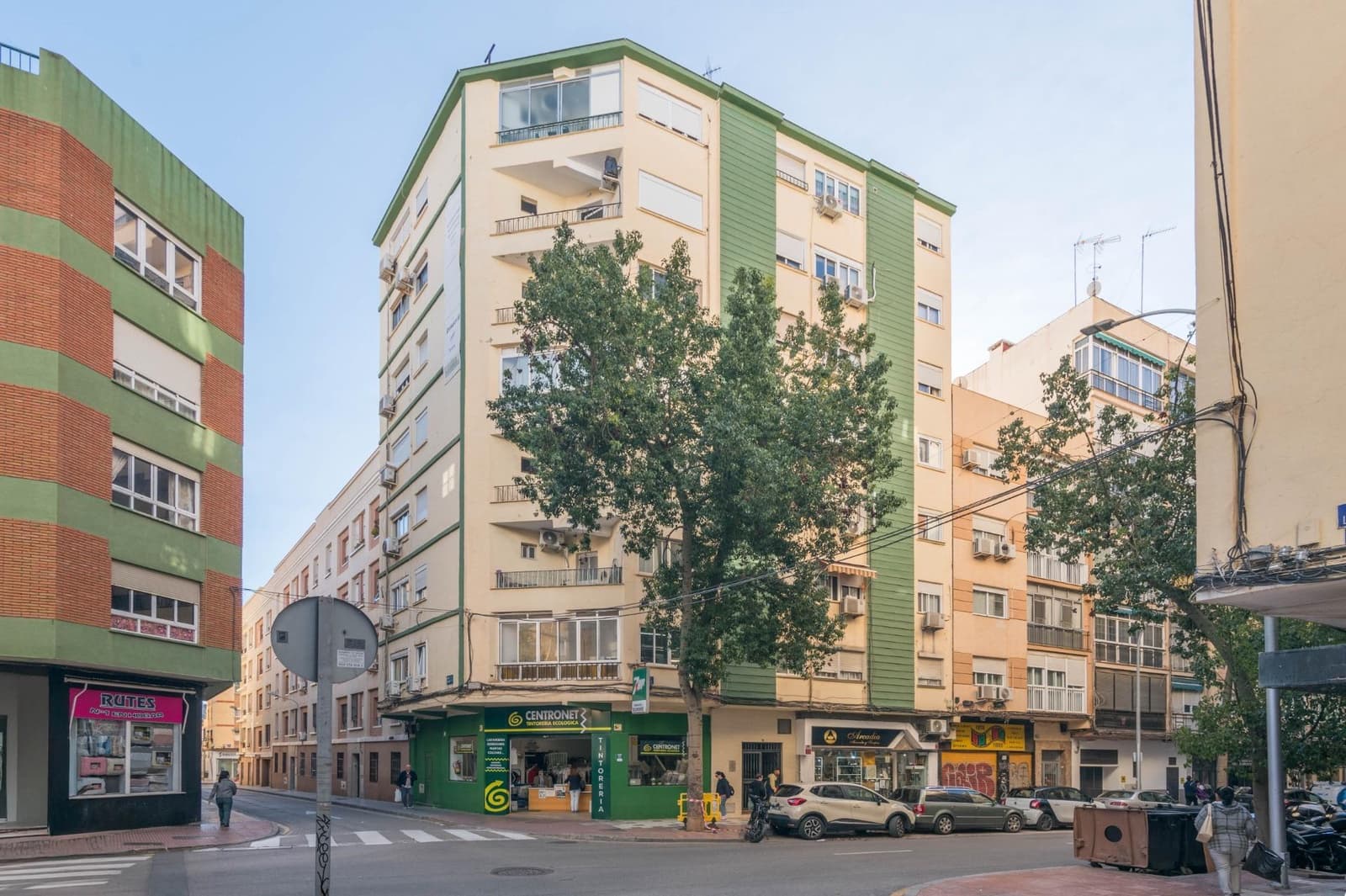 2 bedroom Flat for rent in Malaga city - € 1,250 (Ref: 9403573)