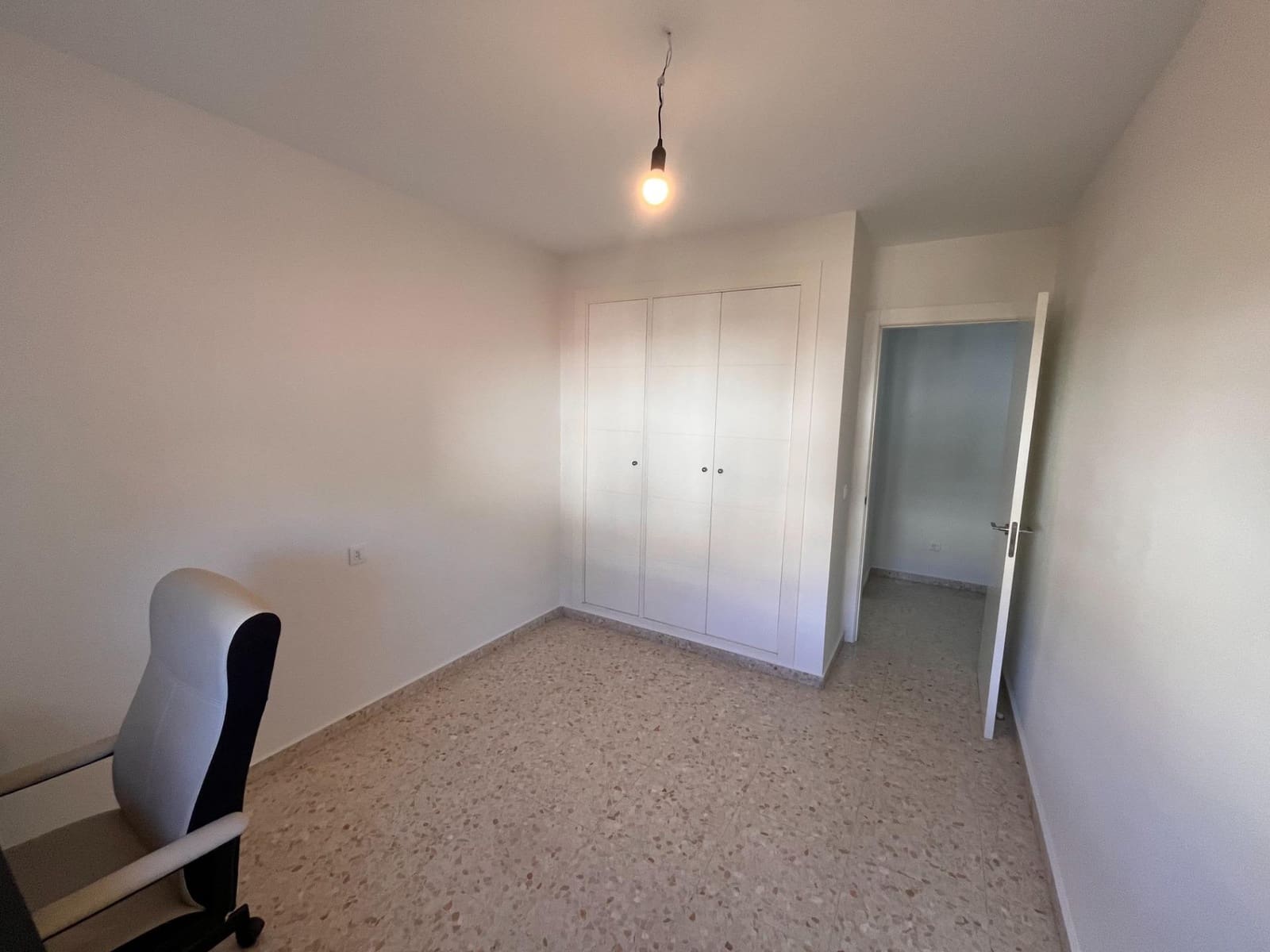 3 soveværelse Lejlighed til salg i Malaga by med garage - € 430.000 (Ref: 9416061)