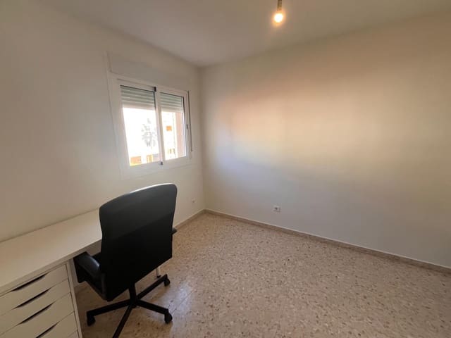 3 soveværelse Lejlighed til salg i Málaga by med garage - € 430.000 (Ref: 9416061)