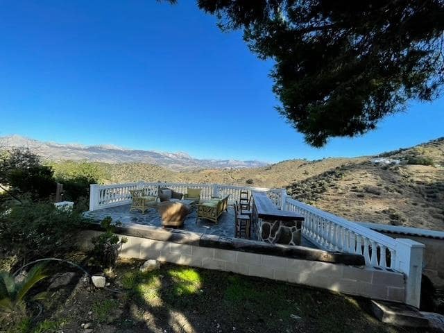 5 soverom Finca/Herregård til salgs i Casabermeja med svømmebasseng garasje - € 445 000 (Ref: 9427453)