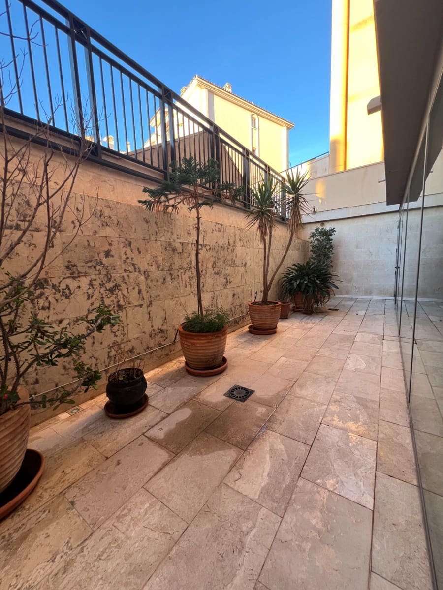 2 soveværelse Kontor til salg i Benalmadena med garage - € 225.000 (Ref: 9427454)