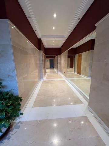 1 soveværelse Kontor til salg i Arroyo de la Miel, Benalmádena med garage - € 260.000 (Ref: 9427454)