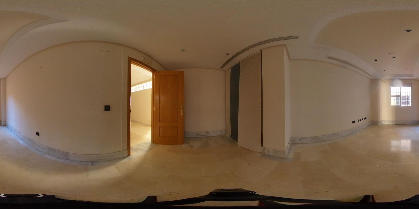 1 soveværelse Kontor til salg i Benalmadena med garage - € 260.000 (Ref: 9427454)