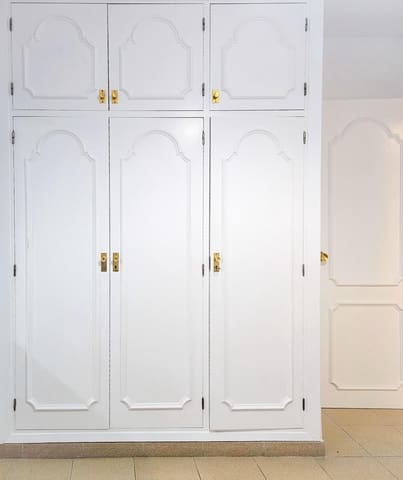 3 slaapkamer Flat te huur in Fuengirola met garage - € 1.500 (Ref: 9436112)