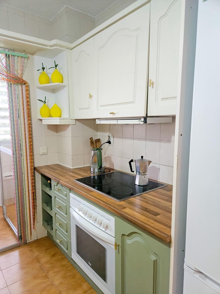 3 slaapkamer Flat te huur in Fuengirola met garage - € 1.500 (Ref: 9436112)