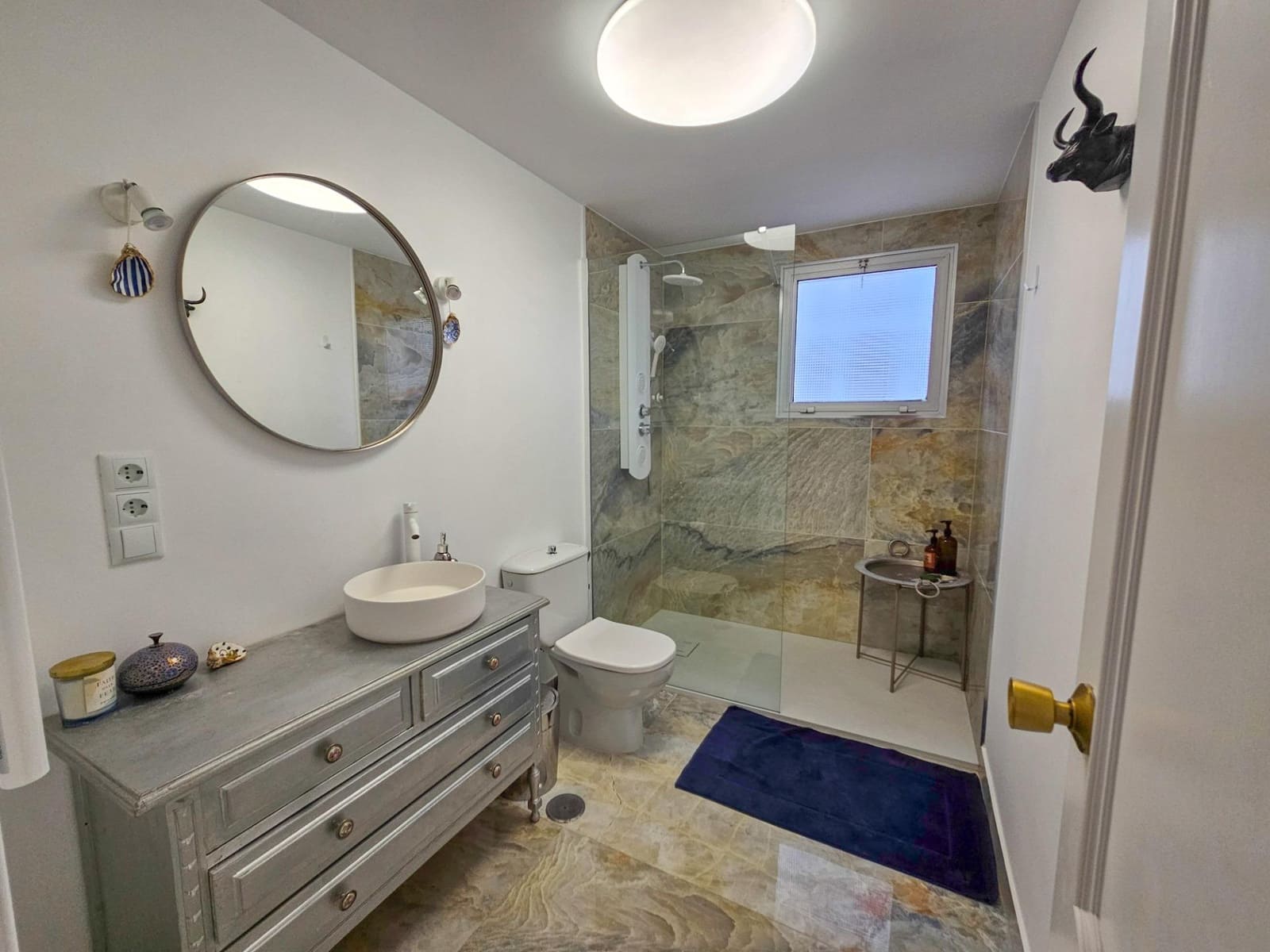 3 slaapkamer Flat te huur in Fuengirola met garage - € 1.500 (Ref: 9436112)