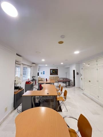 Bureau à louer à Gamarra, Malaga ville - 1 100 € (Ref: 9446629)