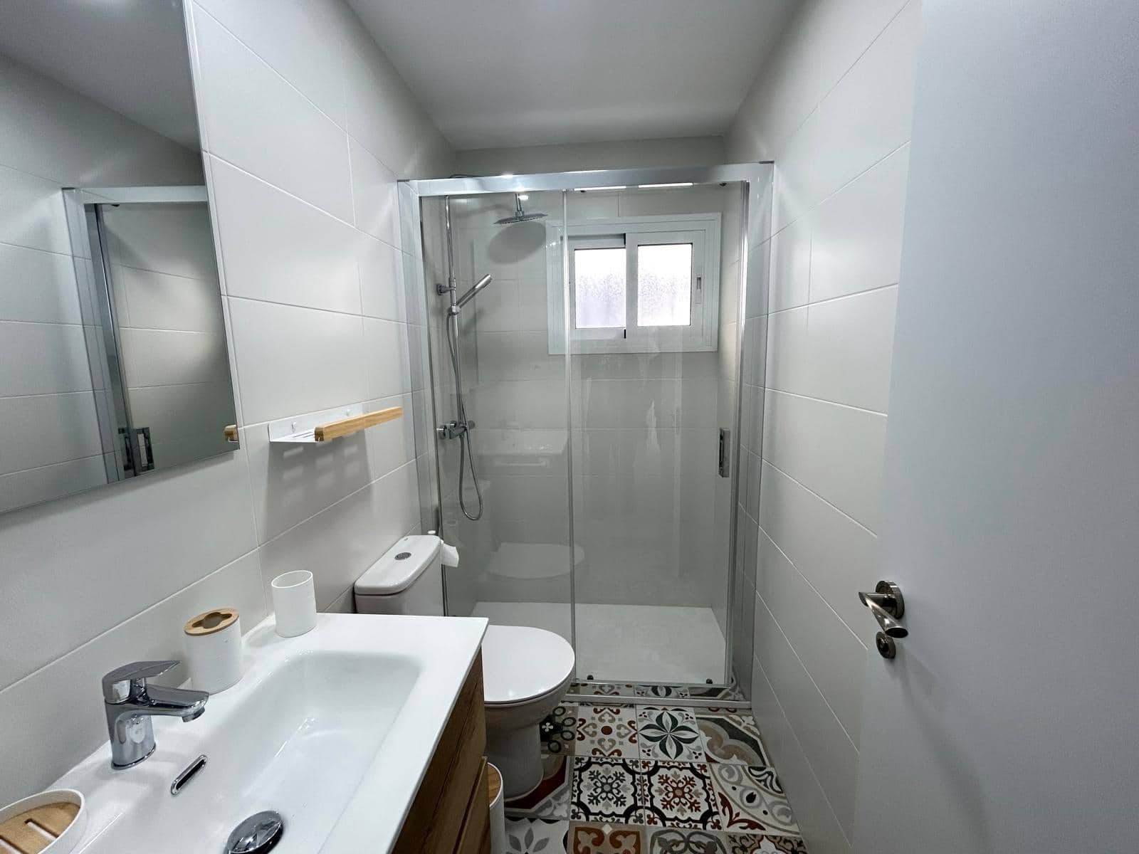 3 soveværelse Villa til leje i Malaga by med garage - € 1.300 (Ref: 9446630)