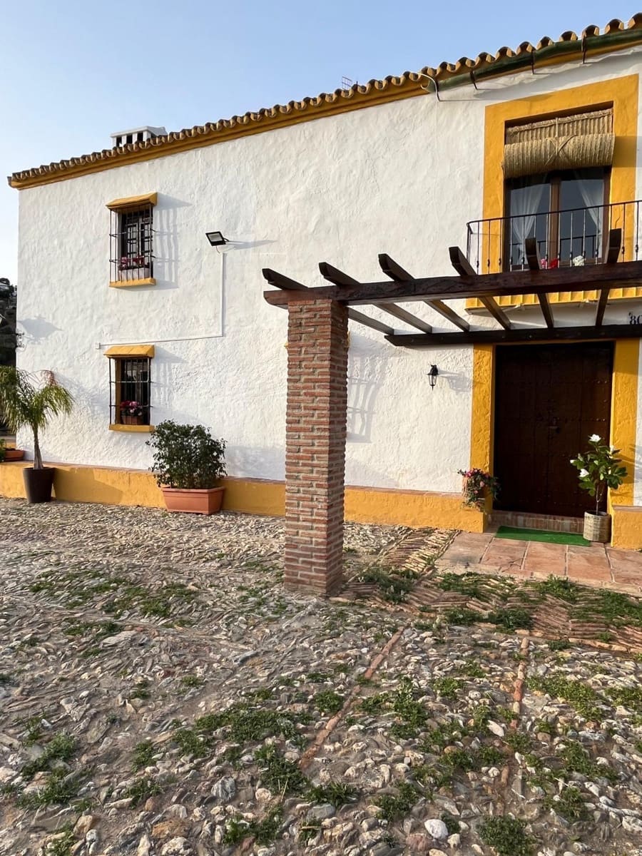 11 sovrum Finca/Hus på landet till salu i Malaga stad med pool - 1 200 000 € (Ref: 9452315)