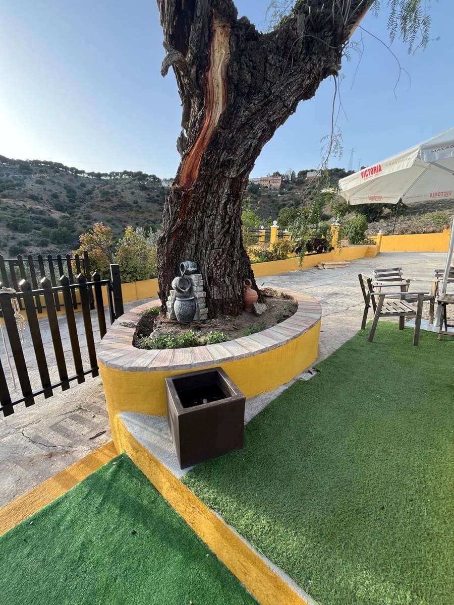 11 sovrum Finca/Hus på landet till salu i Malaga stad med pool - 1 200 000 € (Ref: 9452315)