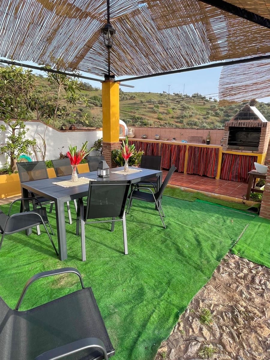 11 sovrum Finca/Hus på landet till salu i Malaga stad med pool - 1 200 000 € (Ref: 9452315)