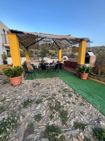 11 sovrum Finca/Hus på landet till salu i Málaga stad med pool - 1 200 000 € (Ref: 9452315)