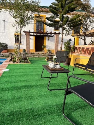 11 sovrum Finca/Hus på landet till salu i Málaga stad med pool - 1 200 000 € (Ref: 9452315)