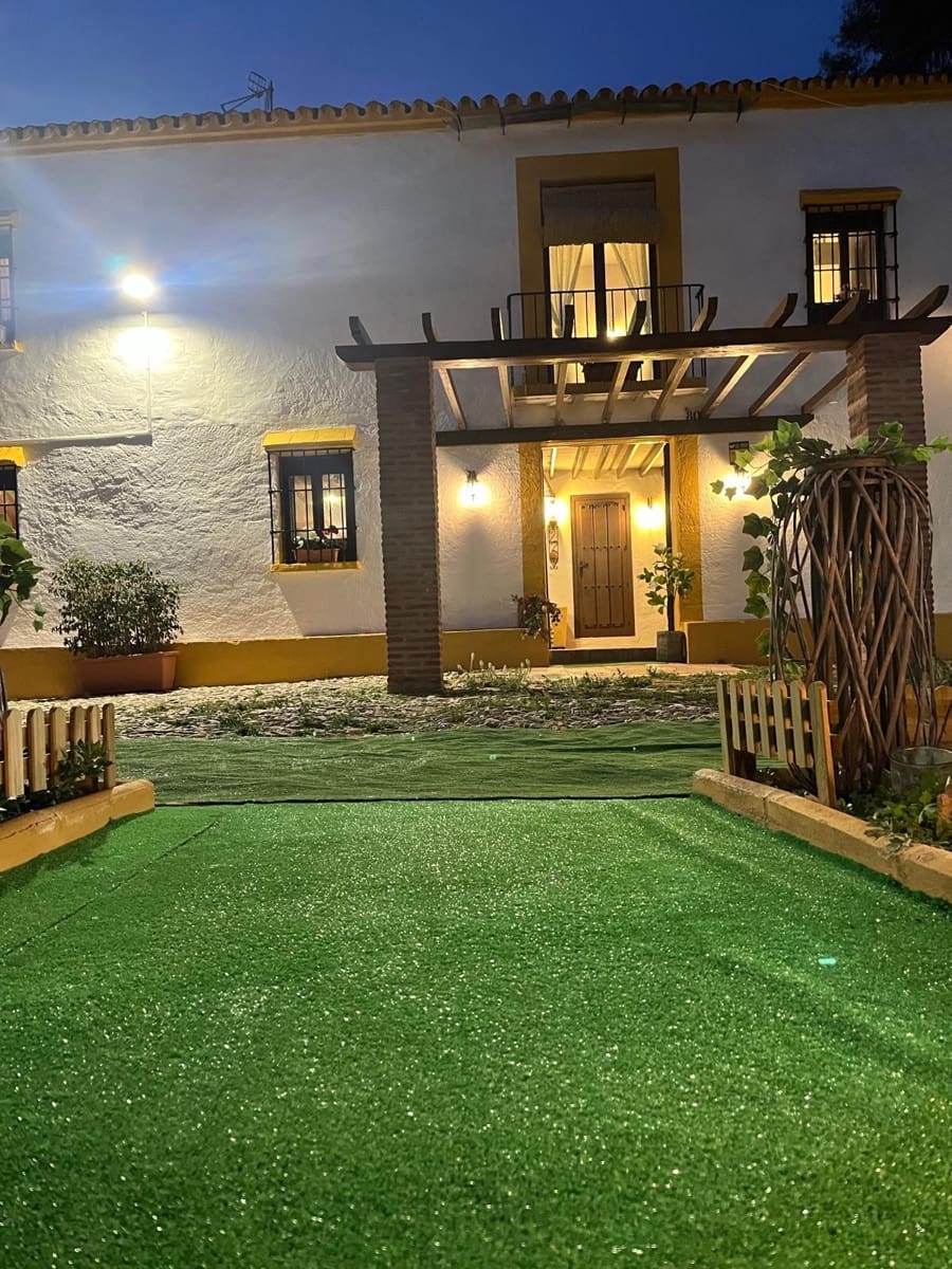 11 sovrum Finca/Hus på landet till salu i Malaga stad med pool - 1 200 000 € (Ref: 9452315)