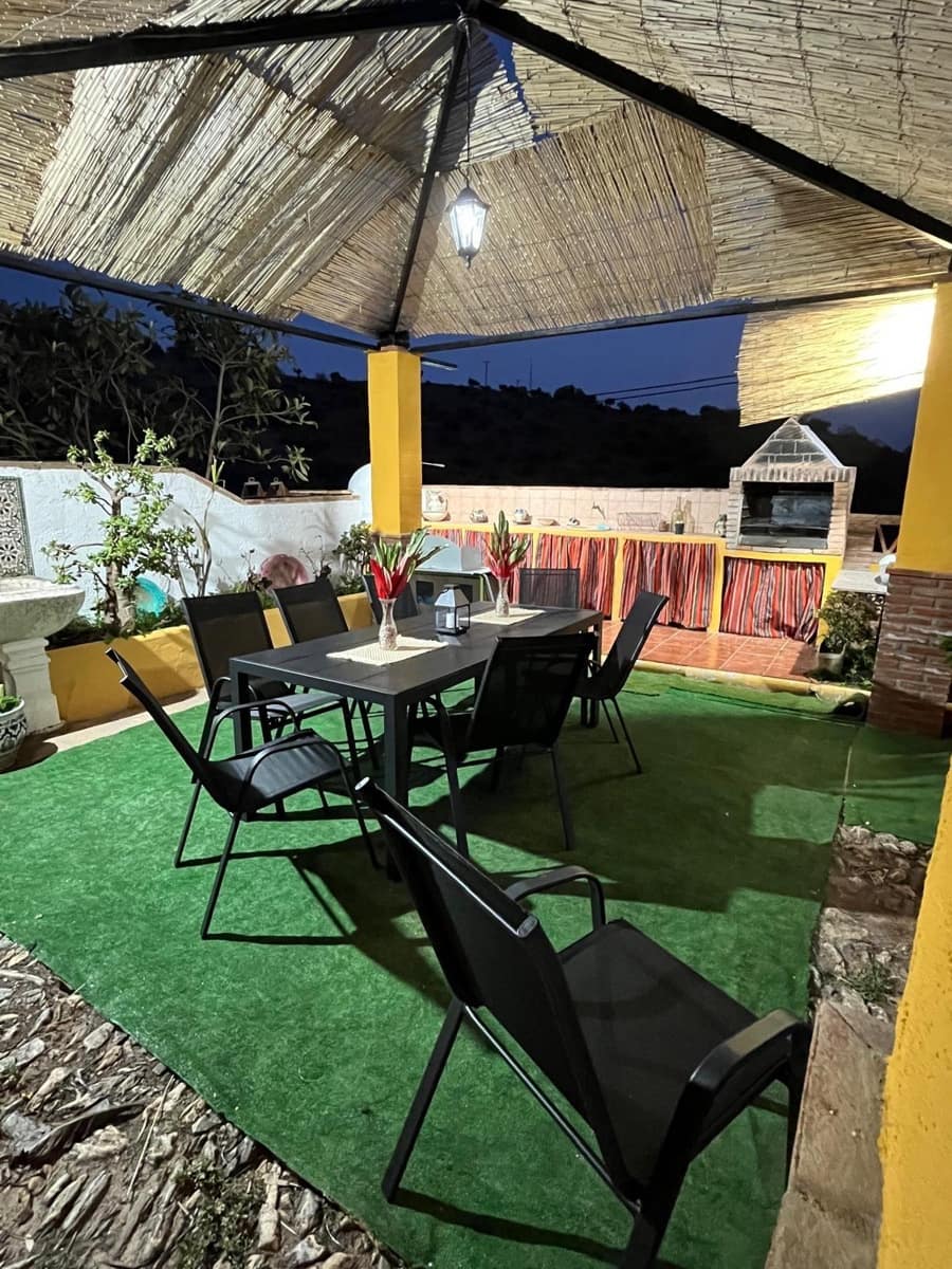 11 sovrum Finca/Hus på landet till salu i Malaga stad med pool - 1 200 000 € (Ref: 9452315)