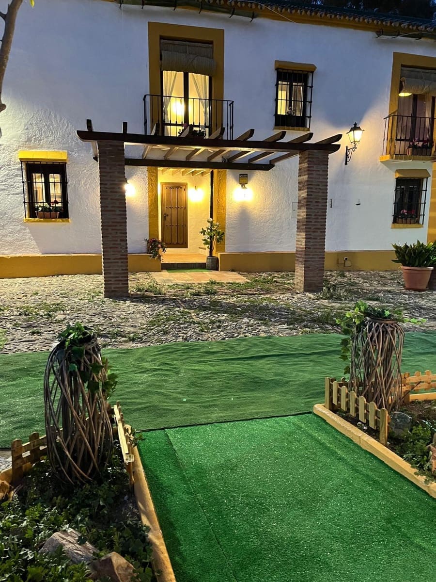 11 sovrum Finca/Hus på landet till salu i Malaga stad med pool - 1 200 000 € (Ref: 9452315)