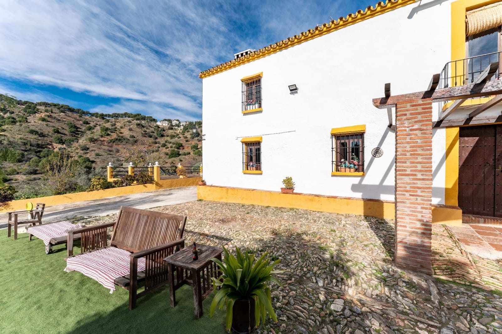 11 bedroom Finca/Country House for sale in Malaga city with pool - € 1,200,000 (Ref: 9452315)