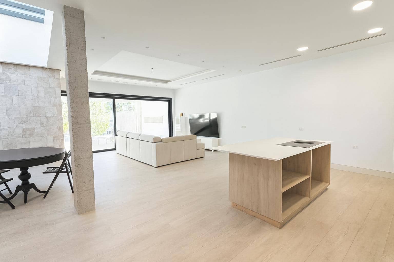 4 sypialnia Willa na sprzedaż w Colmenar z basenem garażem - 749 000 € (Ref: 9491641)