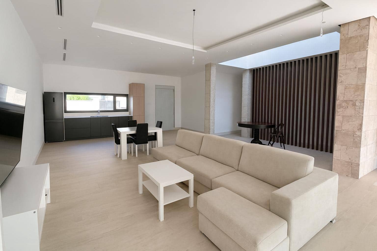4 sypialnia Willa na sprzedaż w Colmenar z basenem garażem - 749 000 € (Ref: 9491641)