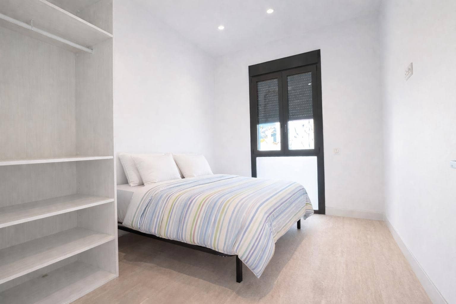 4 sypialnia Willa na sprzedaż w Colmenar z basenem garażem - 749 000 € (Ref: 9491641)