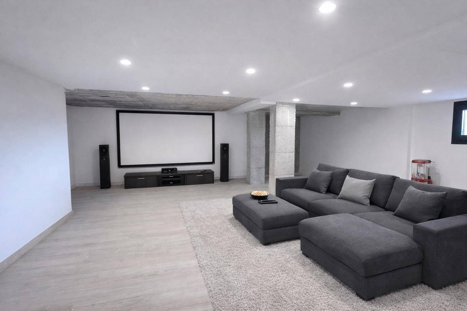 4 sypialnia Willa na sprzedaż w Colmenar z basenem garażem - 749 000 € (Ref: 9491641)