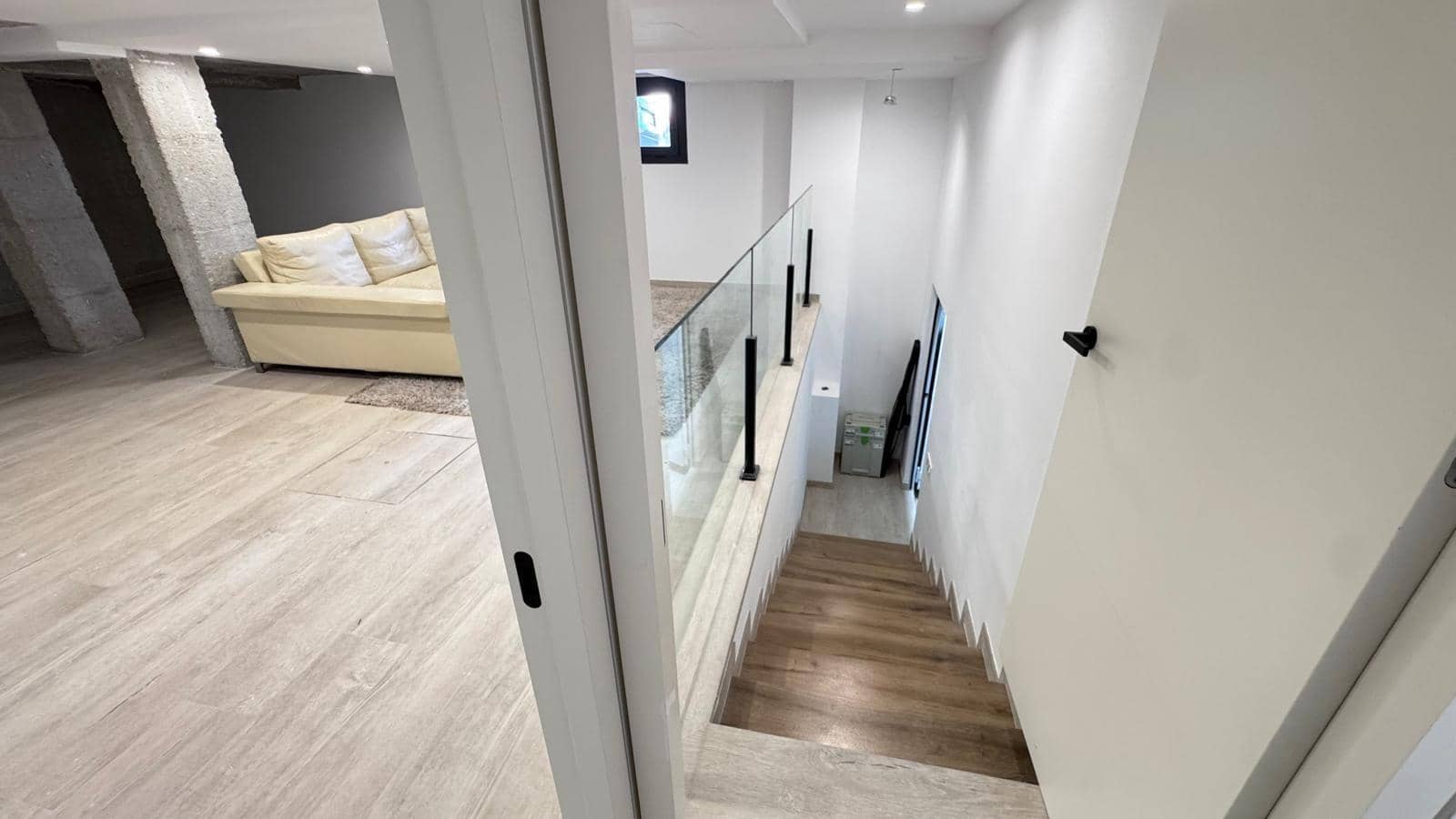 4 sypialnia Willa na sprzedaż w Colmenar z basenem garażem - 749 000 € (Ref: 9491641)